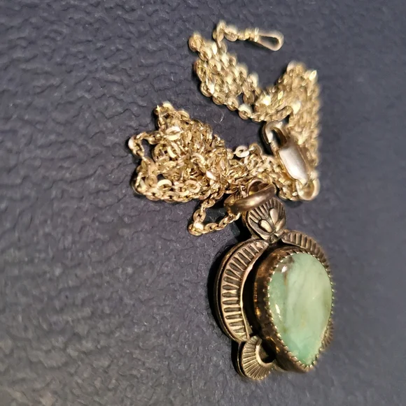 Sterling Silver Handmade Green Sea Turtle Variscite Necklace OOAK Etsy Artist - Picture 7 of 8